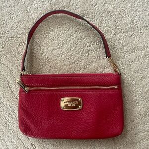 MK pouchette. Leather.